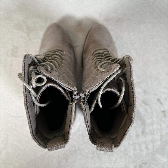 Journee Collection Baylor Women Boots Size 8.5 Ankle Block Heel Gray Lace Up NWB - Picture 6 of 11